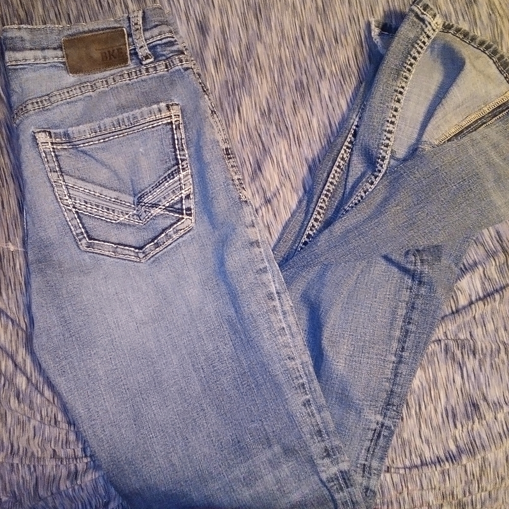 2 pairs of Men's BKE jeans